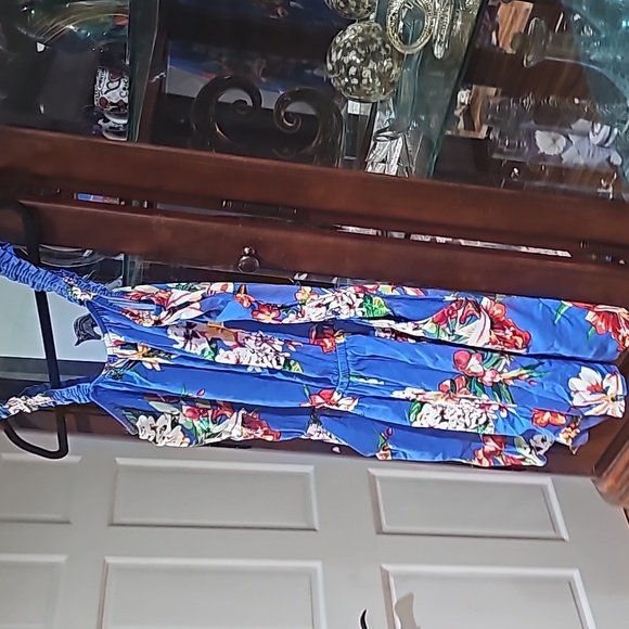Express Romper with Straps Blue with floral designs size xs - Picture 4 of 8